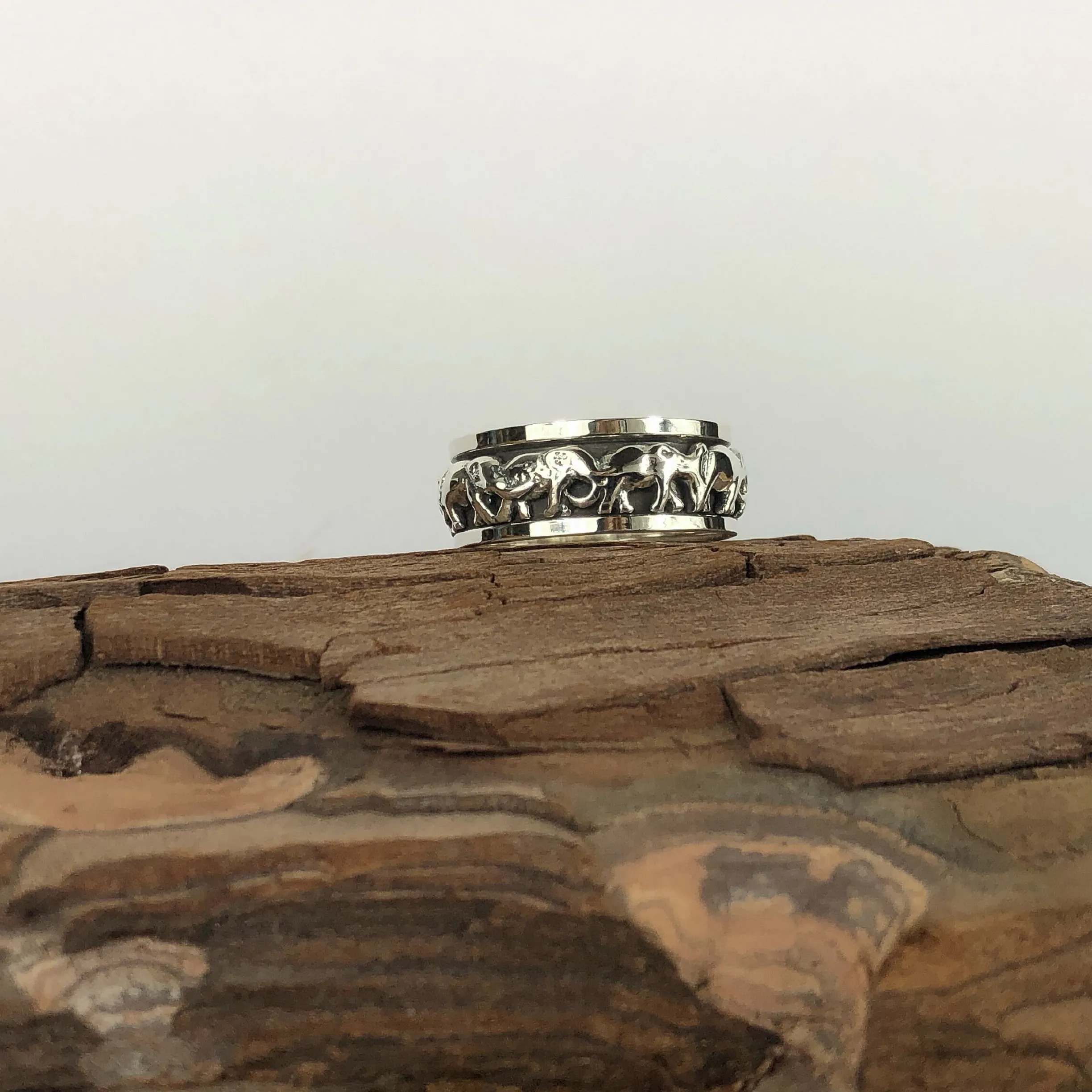 Elephant Family Ring - VR310