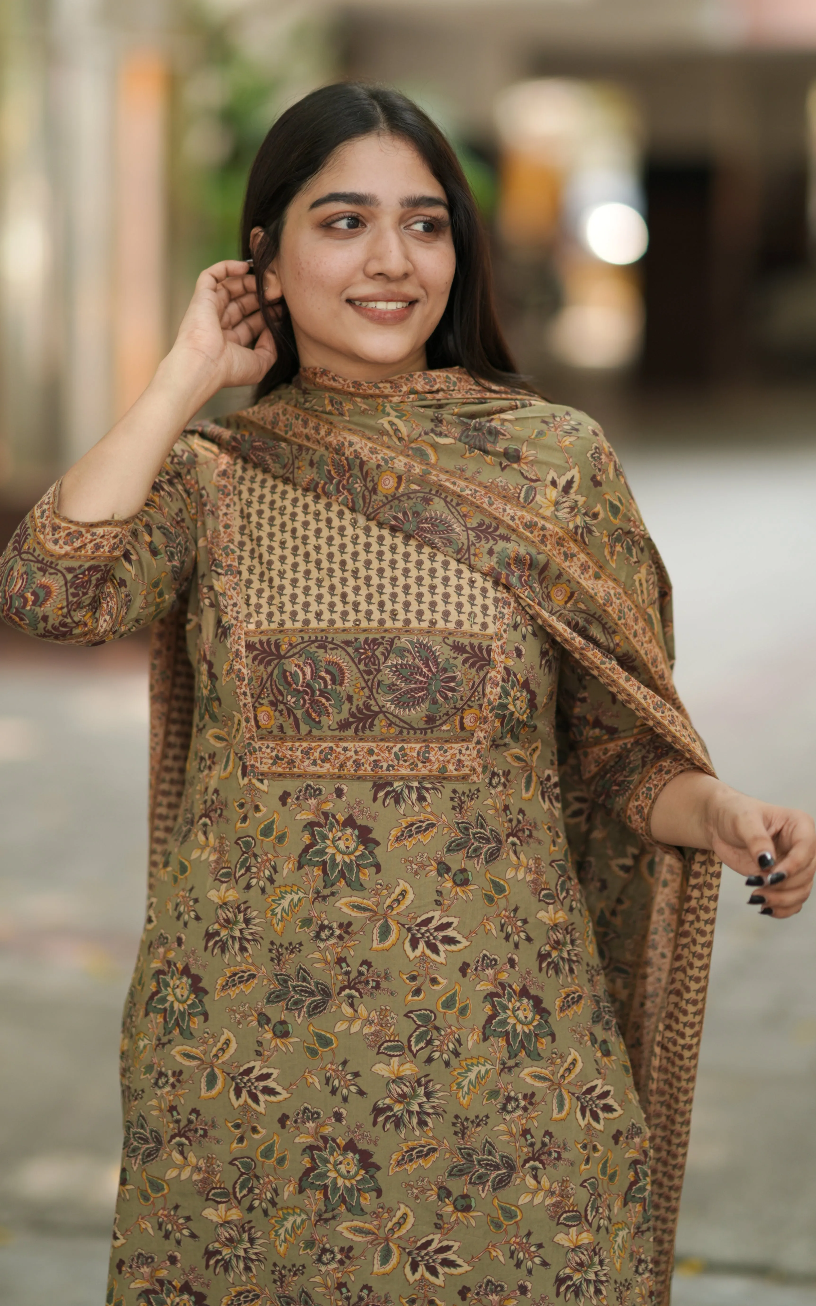 Honey Blossom C (Kurti Pant Dupatta)