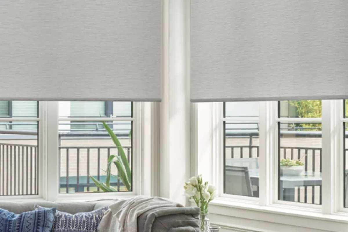 Hunter Douglas  Designer Roller Shades - 71 1/2" W x 78"H Great for both modern and traditional styles, the smooth operation and chic style- Hunter -3